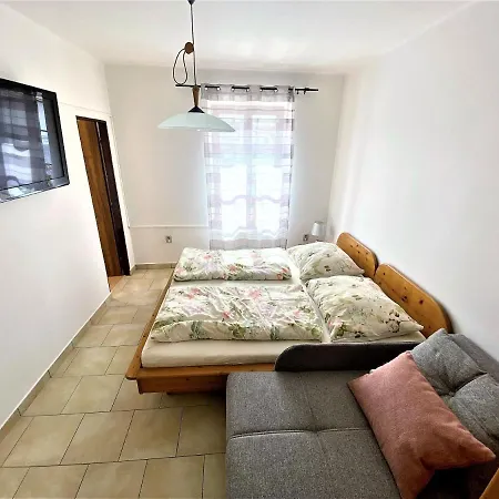 Apartman Prachatice Exterior photo